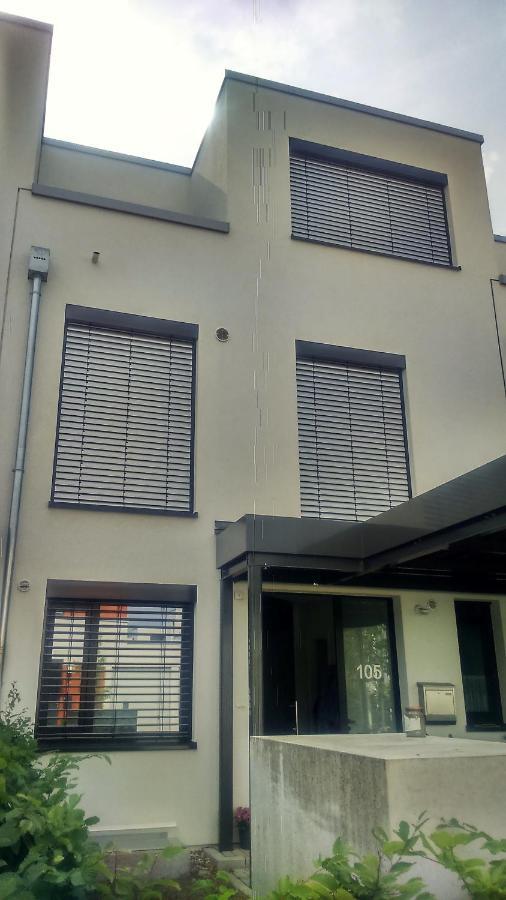 Privatzimmer Mit Balkon-Richtung Messe Hanóver Exterior foto